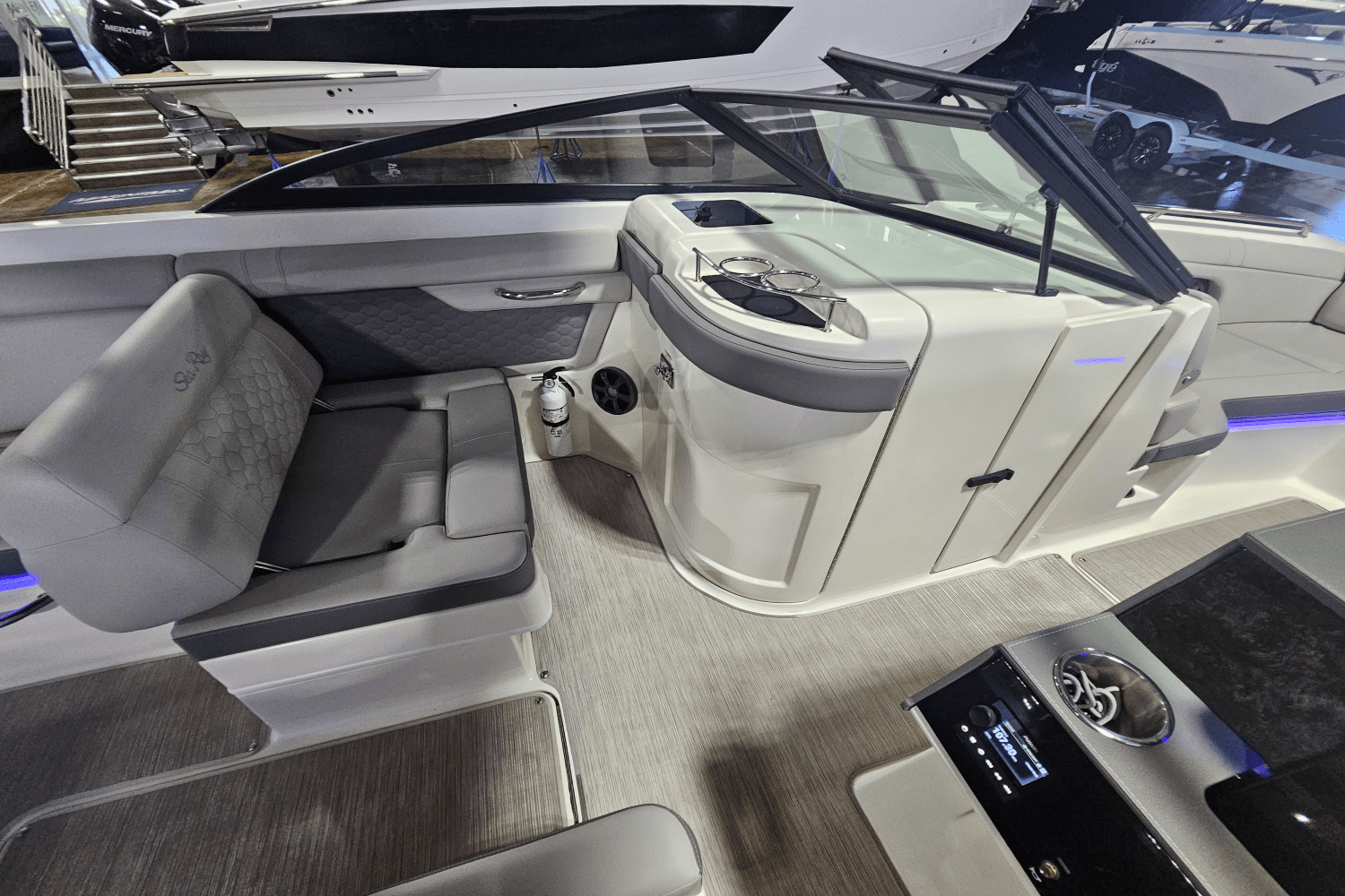 2021 Sea Ray 270 SD-OB Image Thumbnail #18