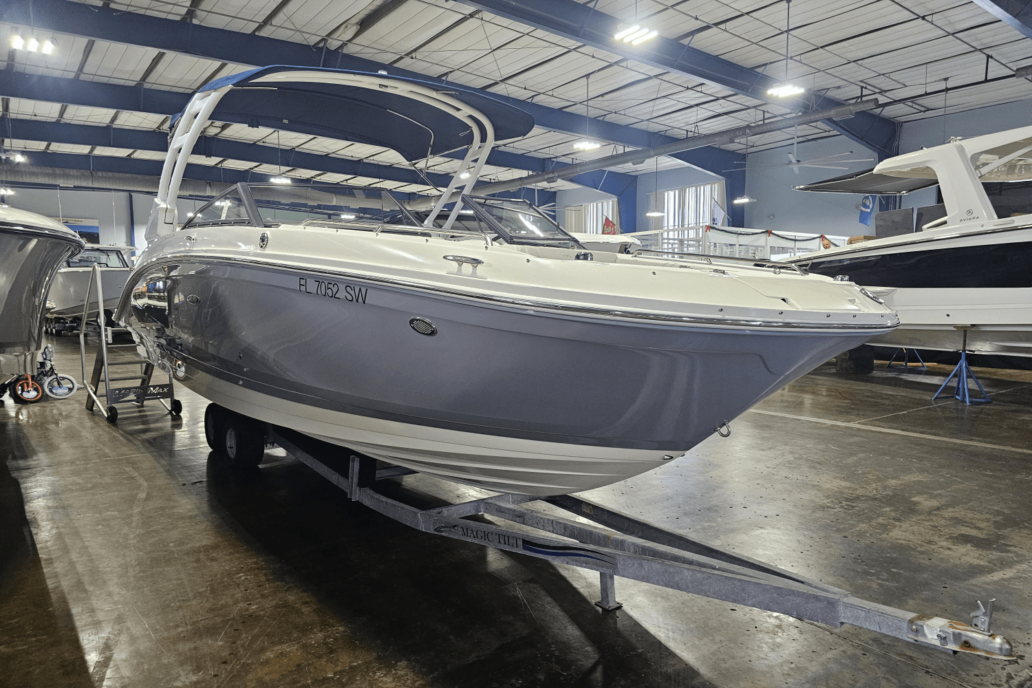 2021 Sea Ray 270 SD-OB Image Thumbnail #2