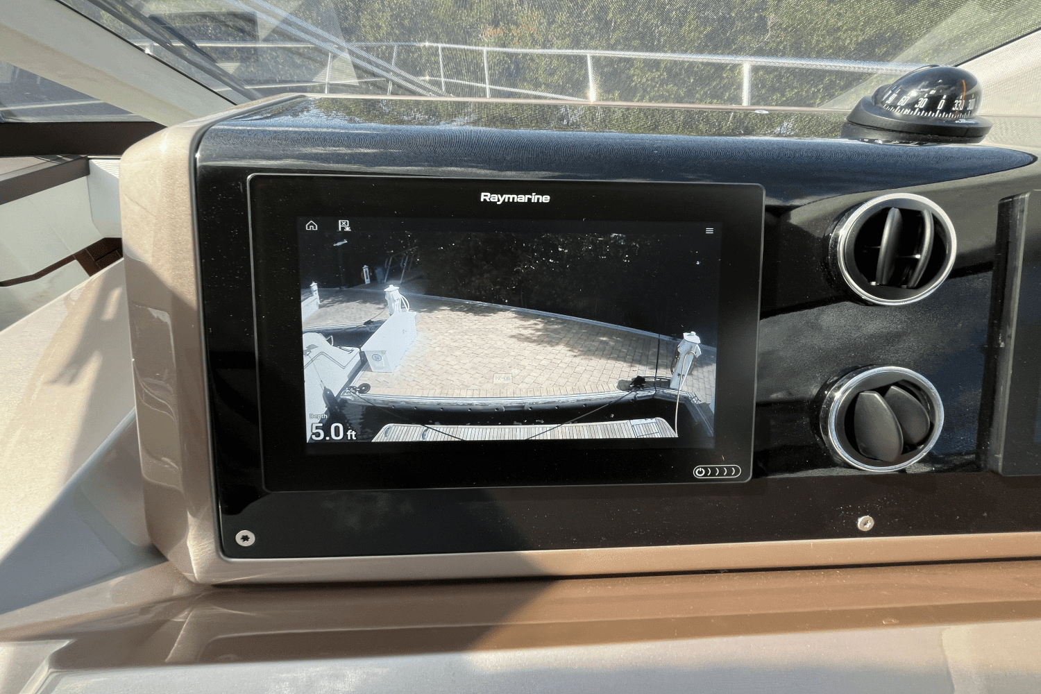 2020 Galeon
                                                             550 FLY Image Thumbnail #43