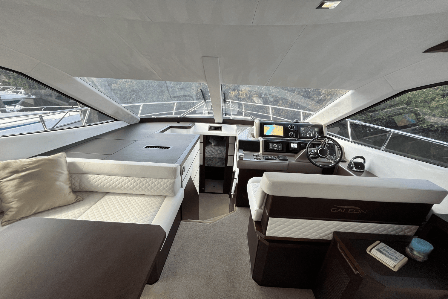 2020 Galeon
                                                             550 FLY Image Thumbnail #34