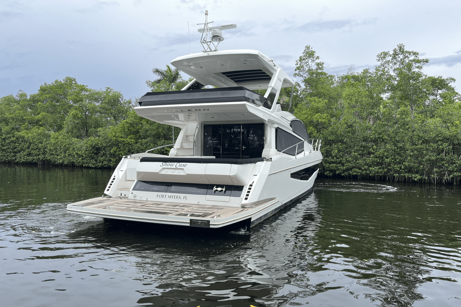 2020 Galeon
                                                             550 FLY Image Thumbnail #5