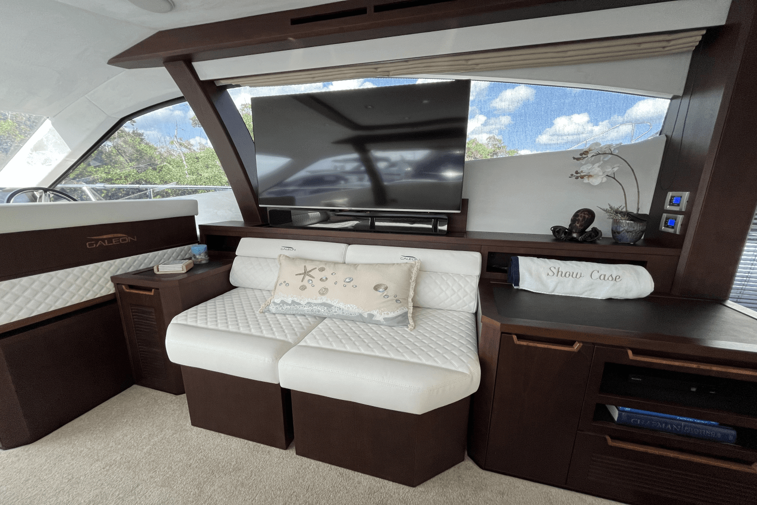 2020 Galeon
                                                             550 FLY Image Thumbnail #33