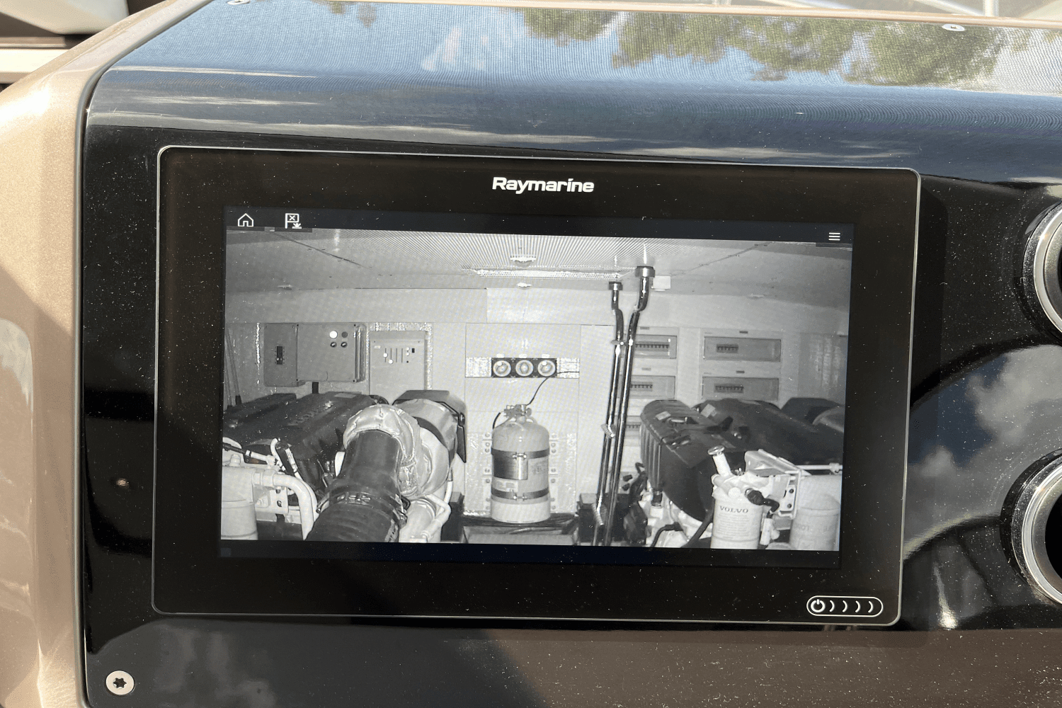 2020 Galeon
                                                             550 FLY Image Thumbnail #42