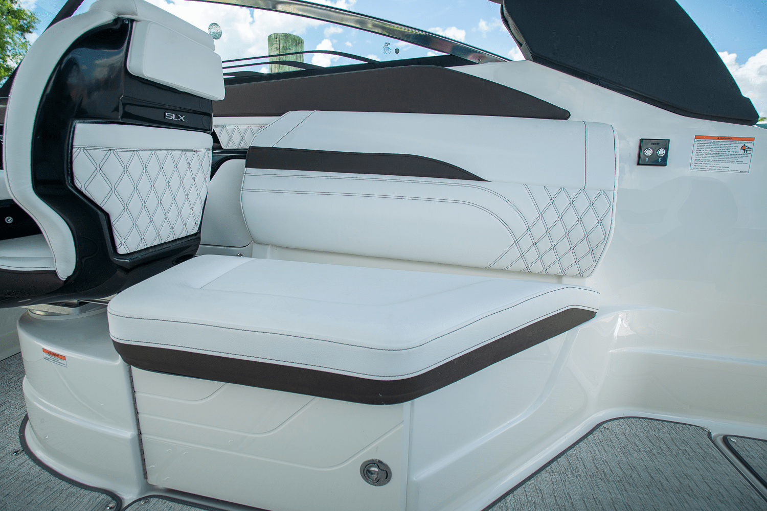 2026 Sea Ray 260SXO Image Thumbnail #8