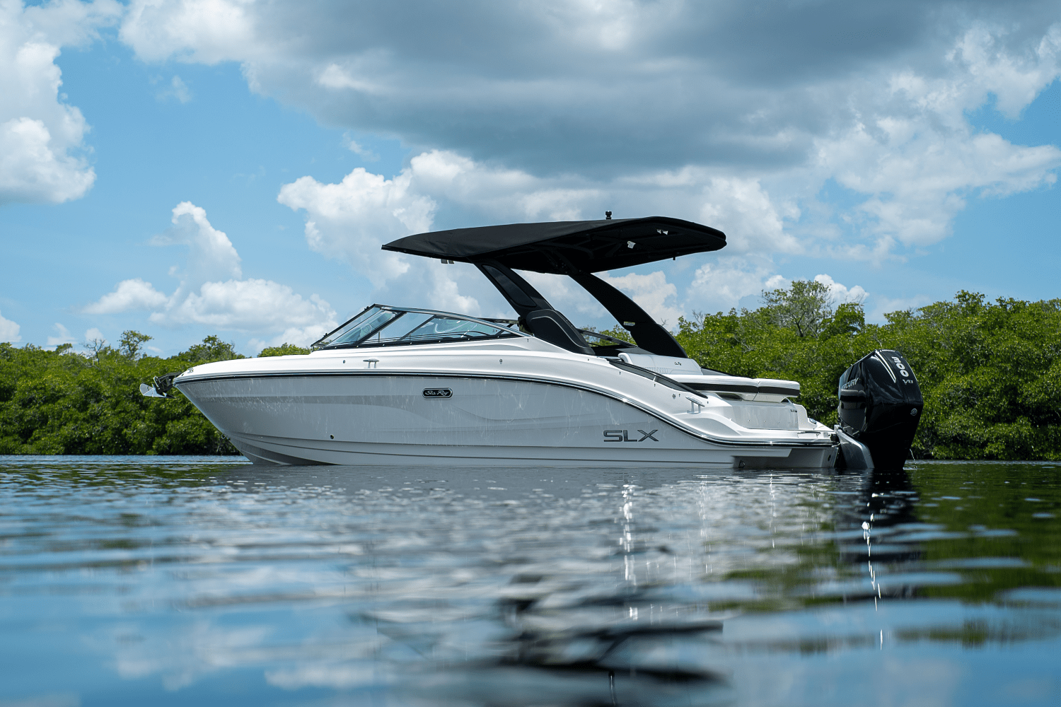2026 Sea Ray 260SXO Image Thumbnail #1