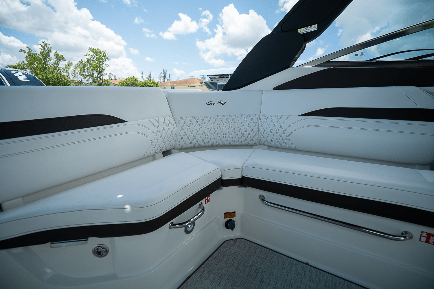 2026 Sea Ray 260SXO Image Thumbnail #7