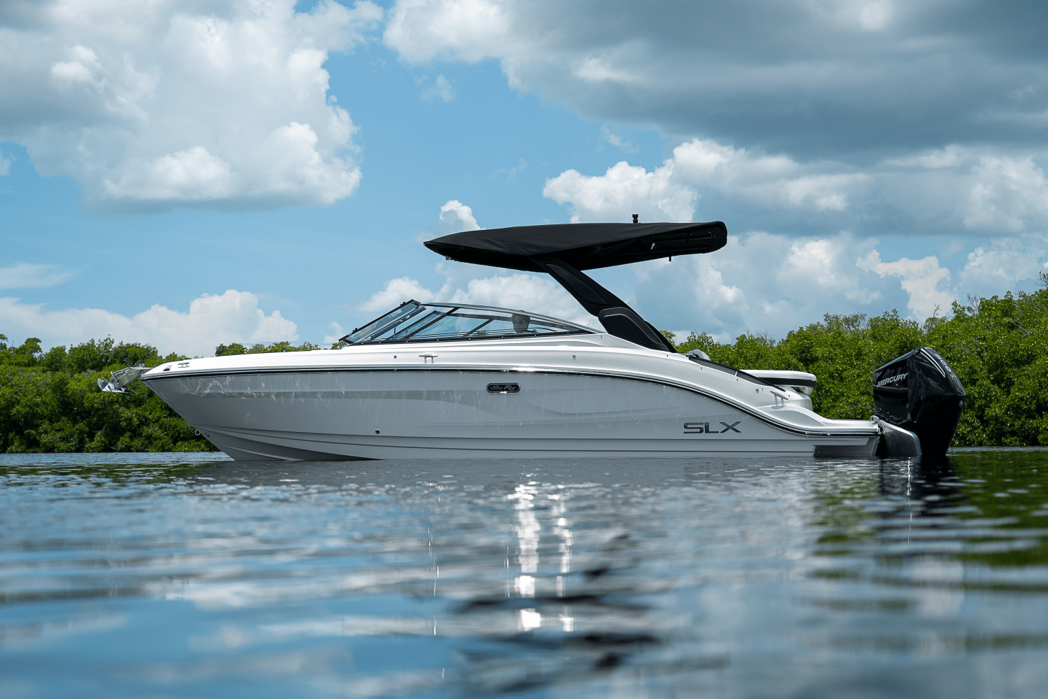 2026 Sea Ray 260SXO Image Thumbnail #23