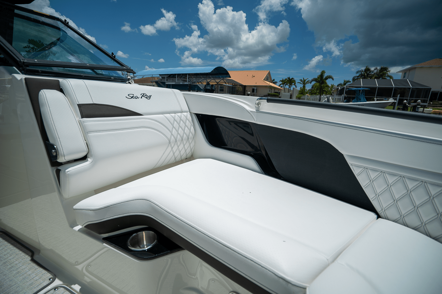 2026 Sea Ray 260SXO Image Thumbnail #17