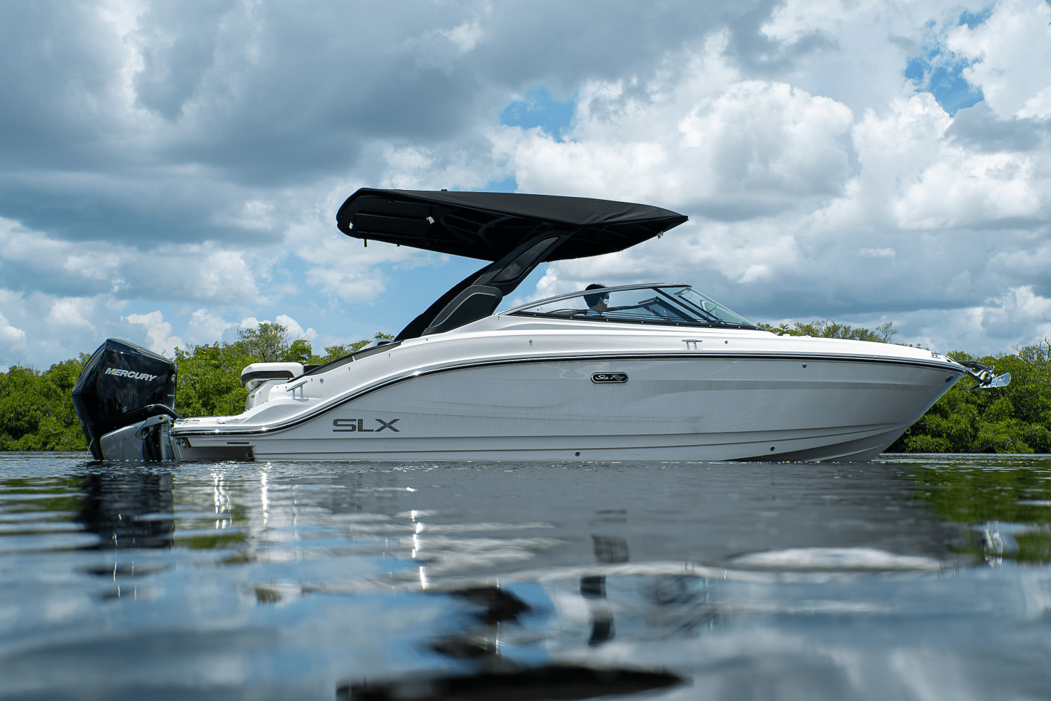 2026 Sea Ray 260SXO Image Thumbnail #27