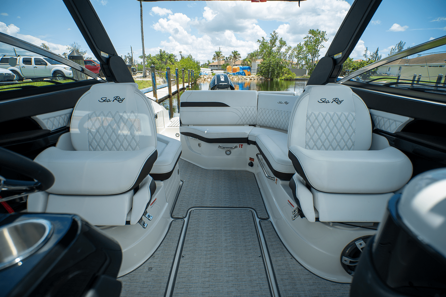 2026 Sea Ray 260SXO Image Thumbnail #14