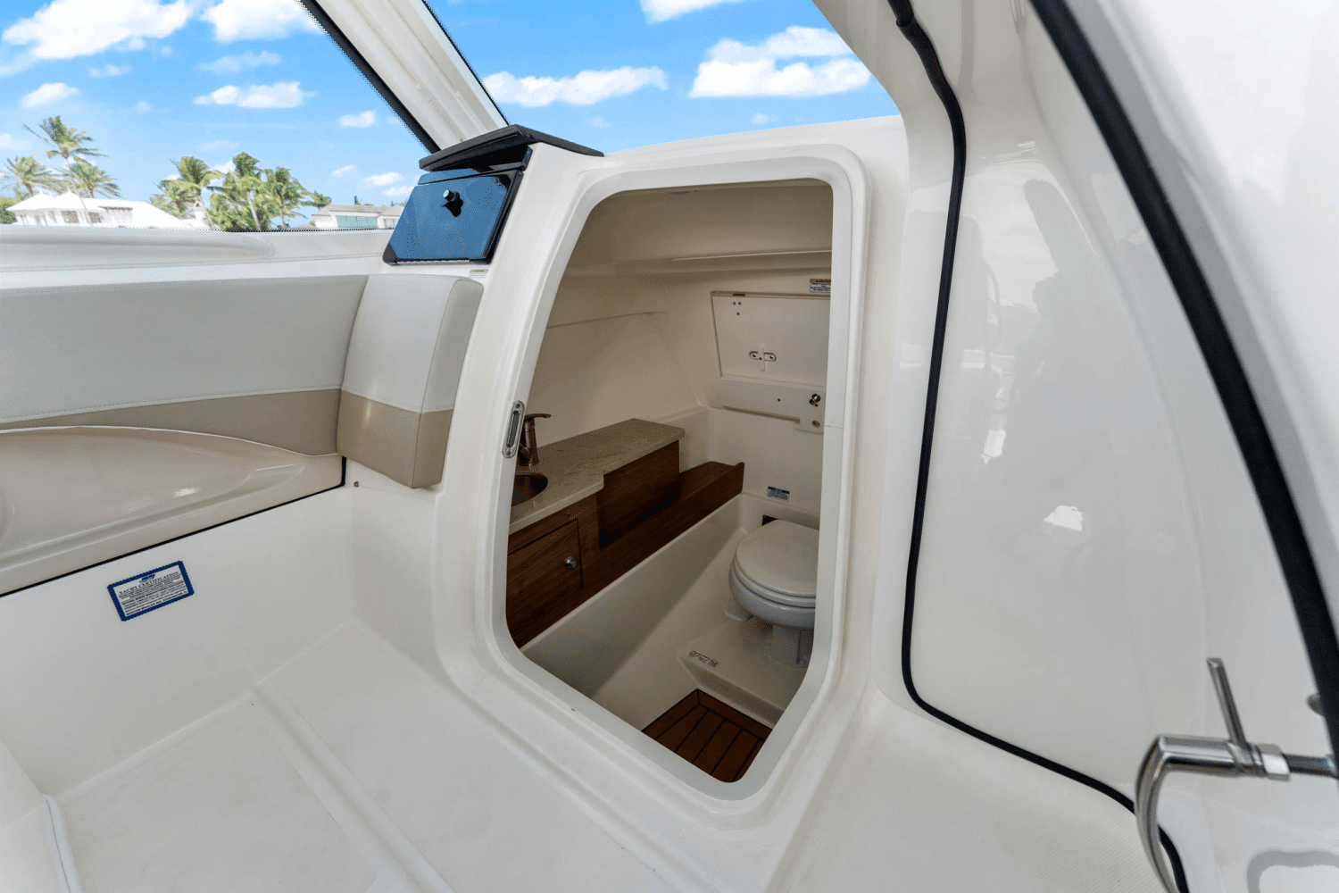 2023 Boston Whaler 280 VANTAGE Image Thumbnail #31