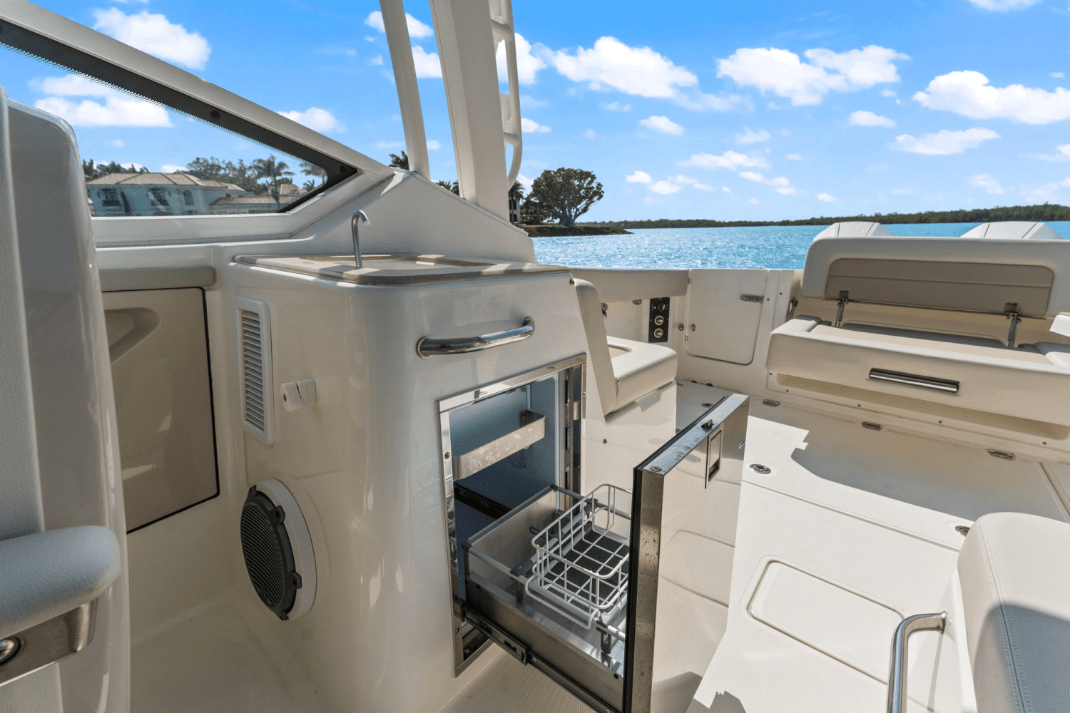 2023 Boston Whaler 280 VANTAGE Image Thumbnail #25