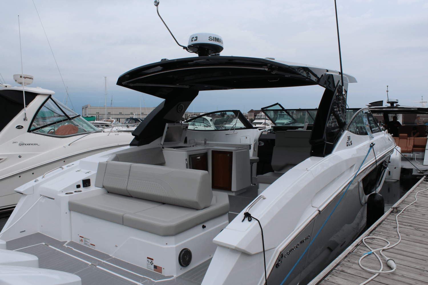 2025 Cruisers Yachts 38 GLS Outboard Image Thumbnail #4