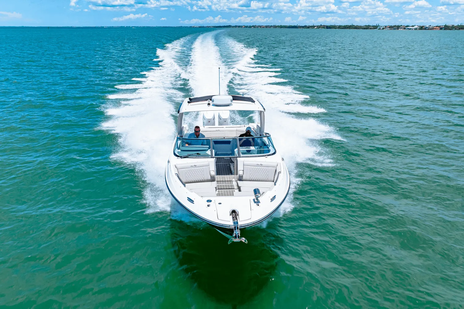 2026 Sea Ray SLX 350 Outboard Image Thumbnail #18