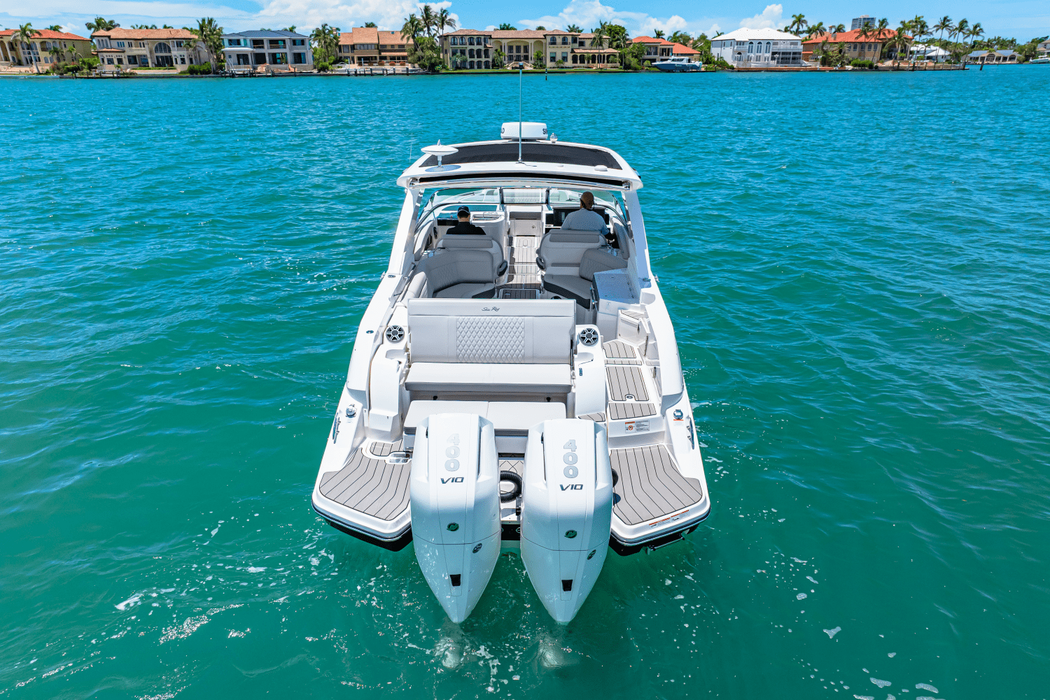 2026 Sea Ray SLX 350 Outboard Image Thumbnail #12
