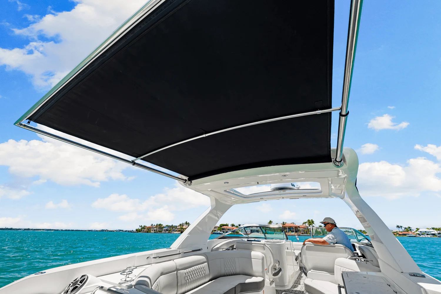 2026 Sea Ray SLX 350 Outboard Image Thumbnail #49