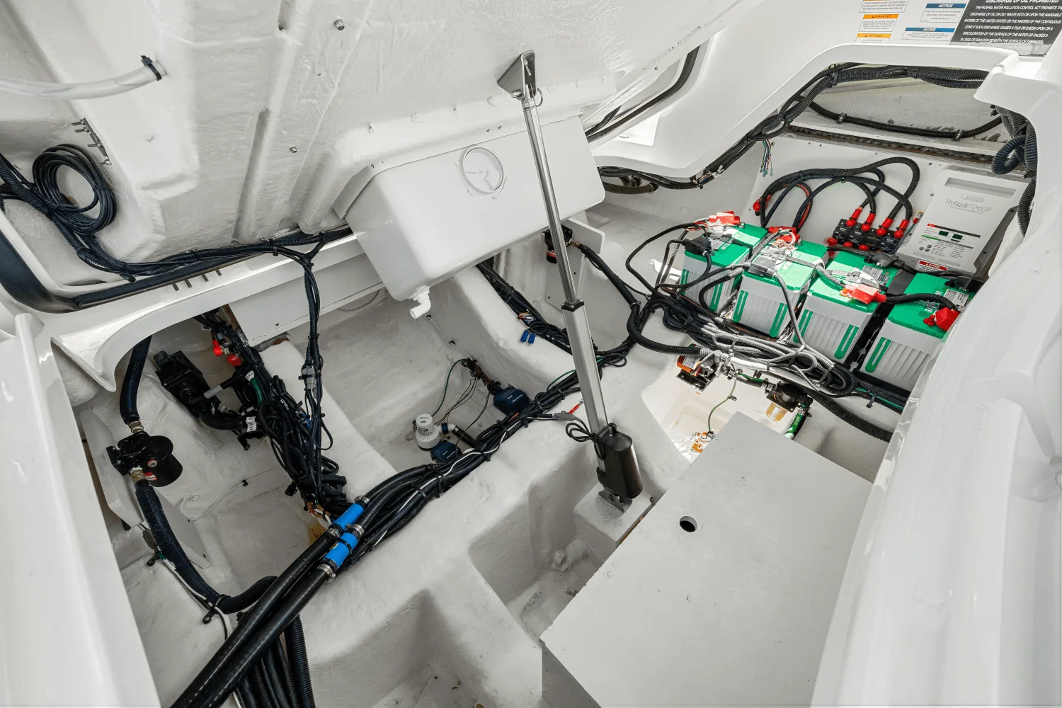 2026 Sea Ray SLX 350 Outboard Image Thumbnail #53