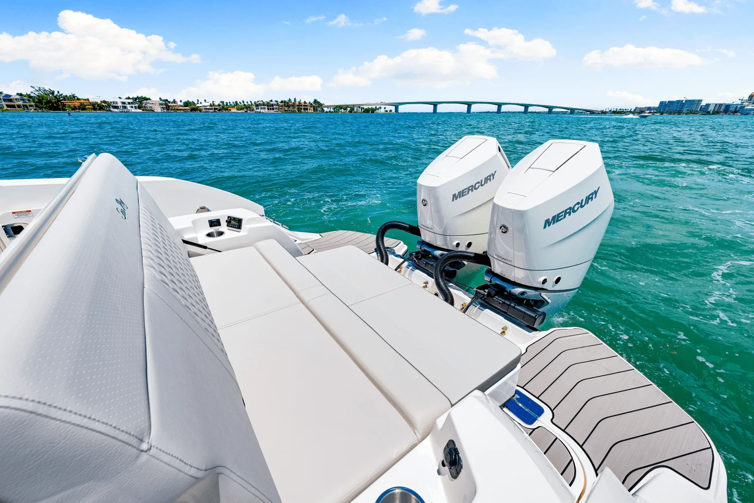 2026 Sea Ray SLX 350 Outboard Image Thumbnail #52