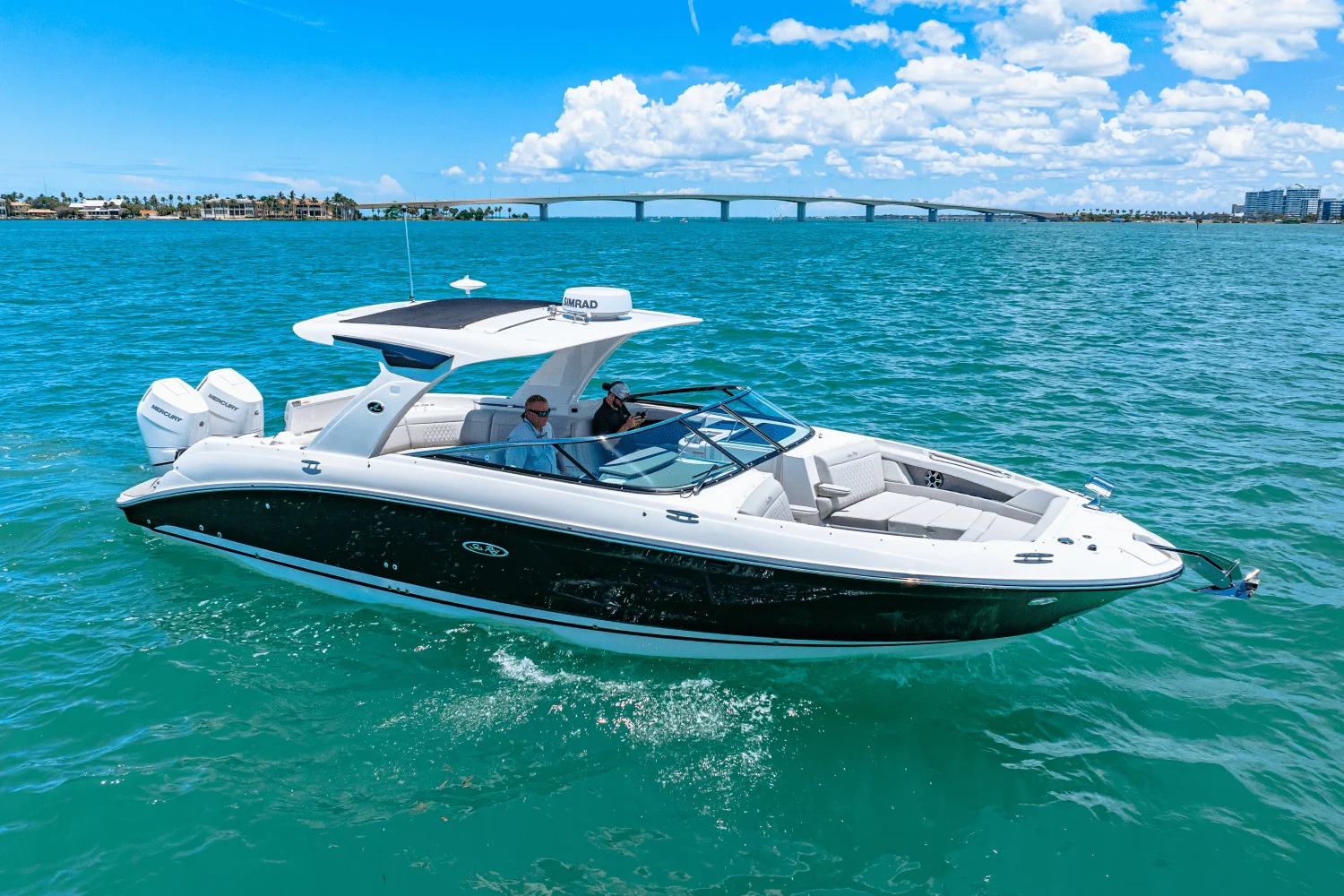 2026 Sea Ray SLX 350 Outboard Image Thumbnail #2