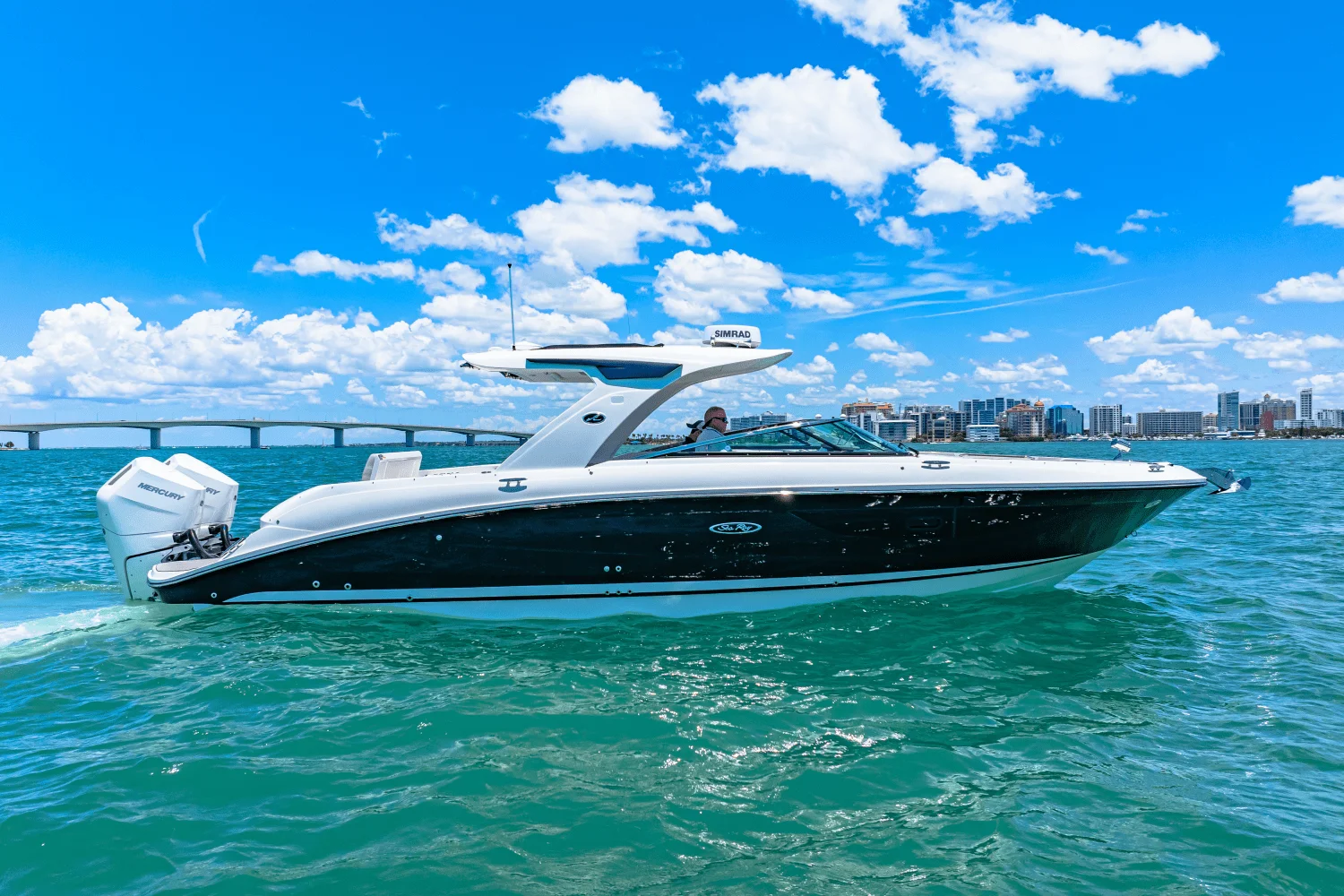 2026 Sea Ray SLX 350 Outboard Image Thumbnail #0