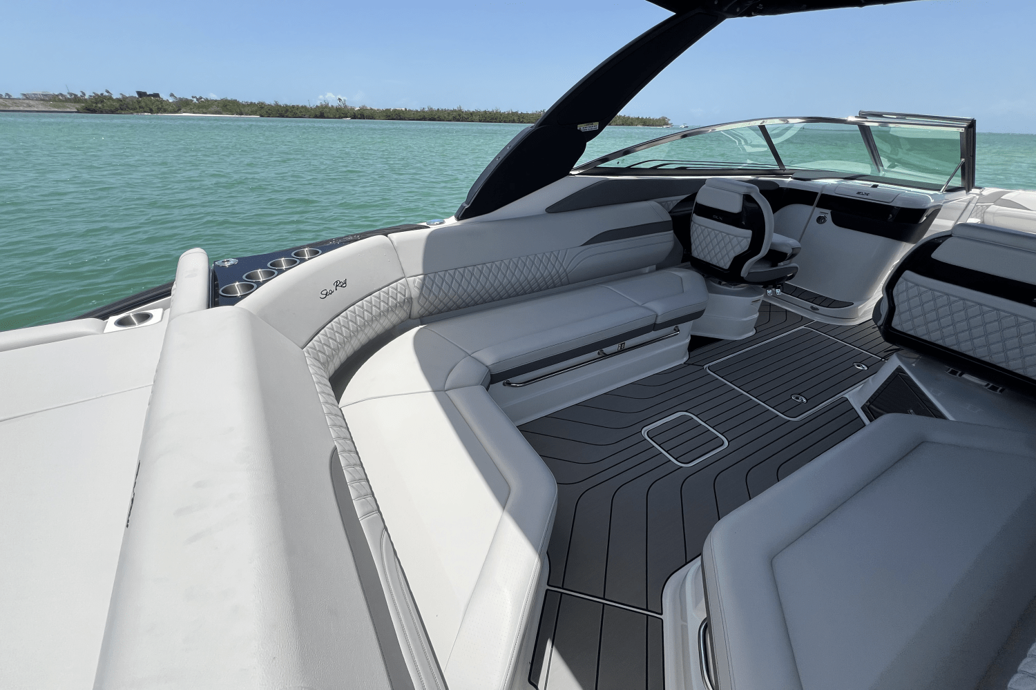 2025 Sea Ray SLX 280 Image Thumbnail #26