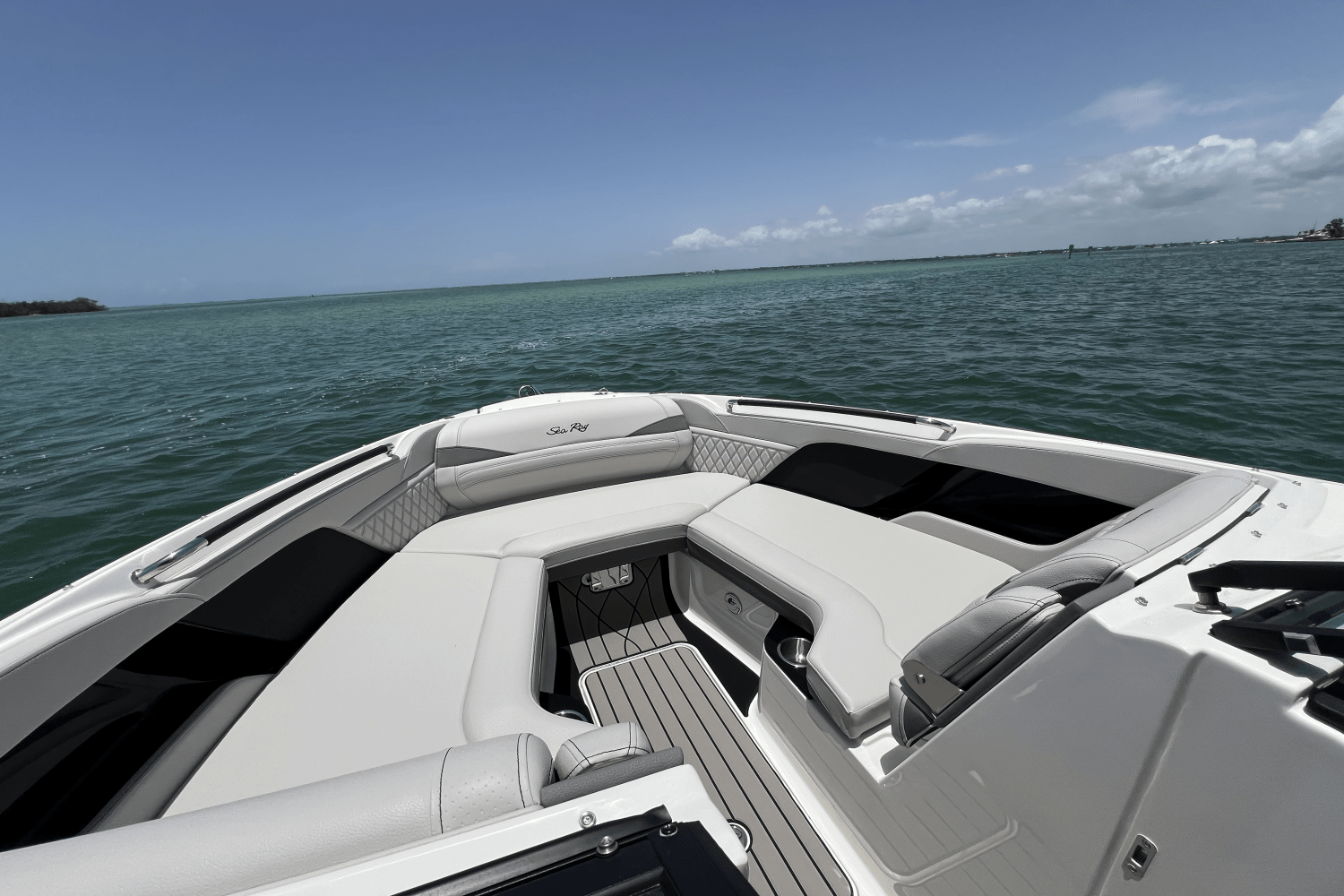 2025 Sea Ray SLX 280 Image Thumbnail #28