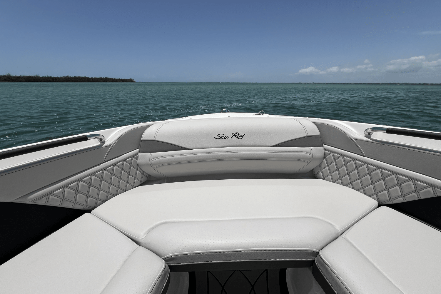 2025 Sea Ray SLX 280 Image Thumbnail #30