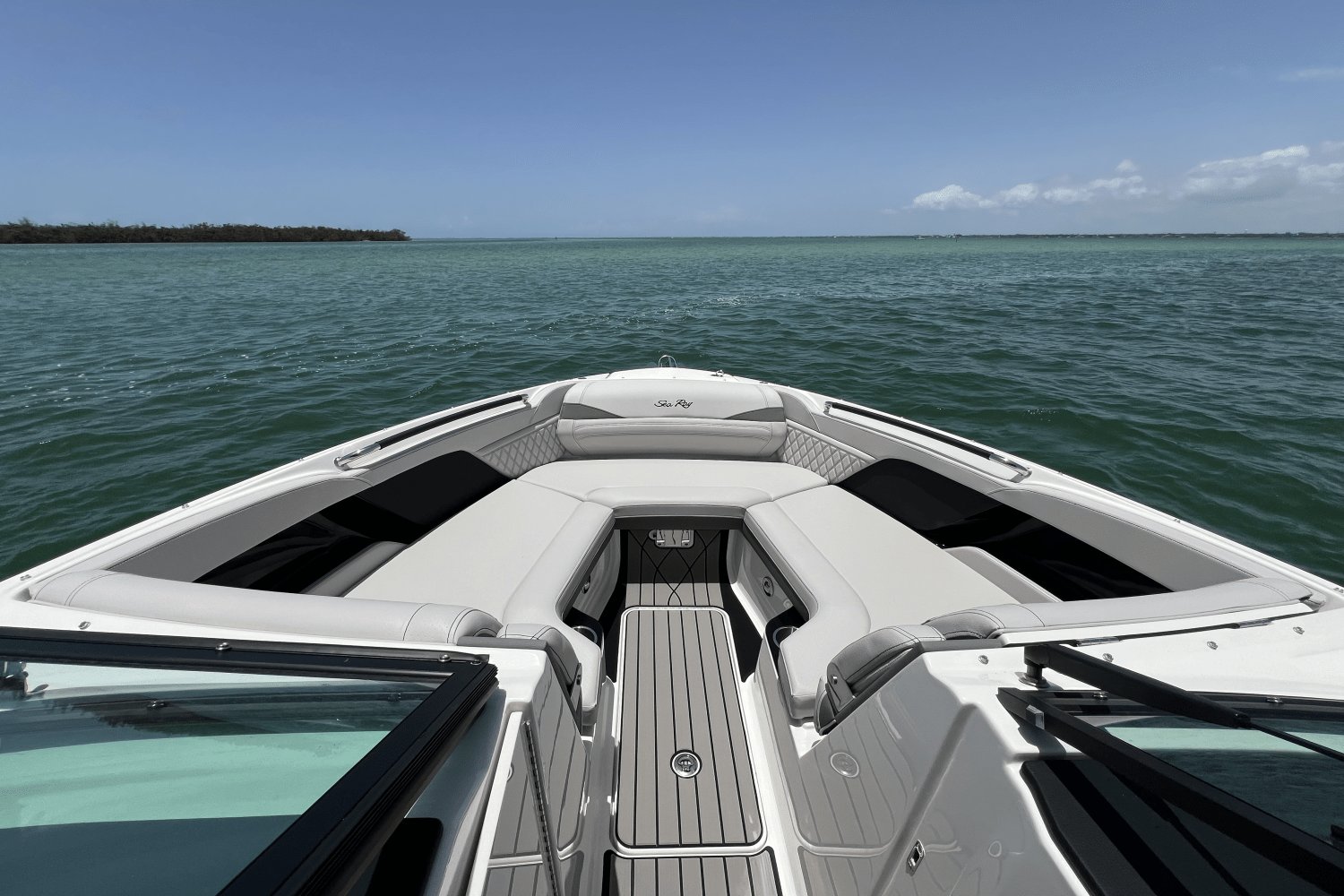 2025 Sea Ray SLX 280 Image Thumbnail #27