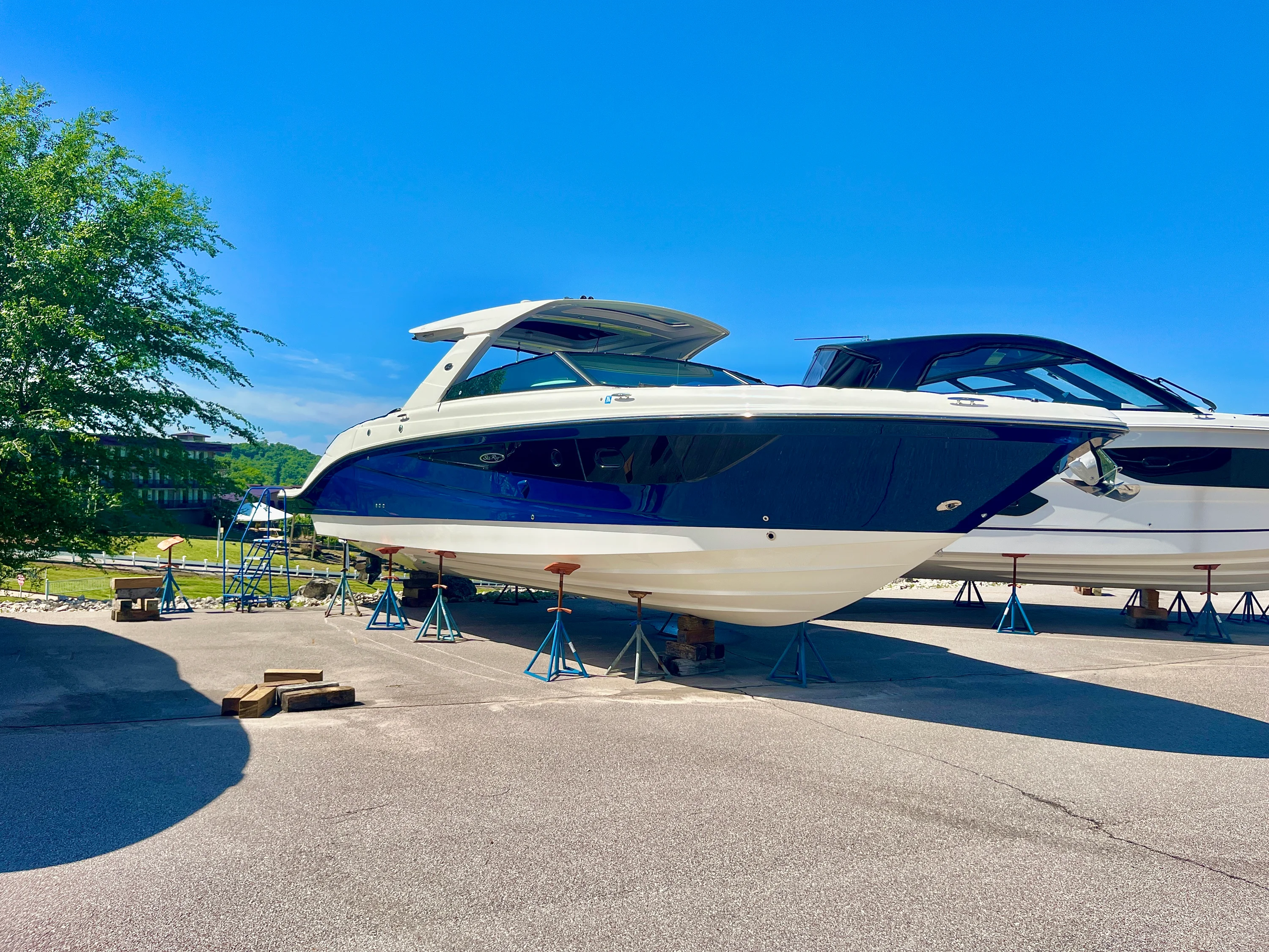 2019 Sea Ray 400 SLX Image Thumbnail #0