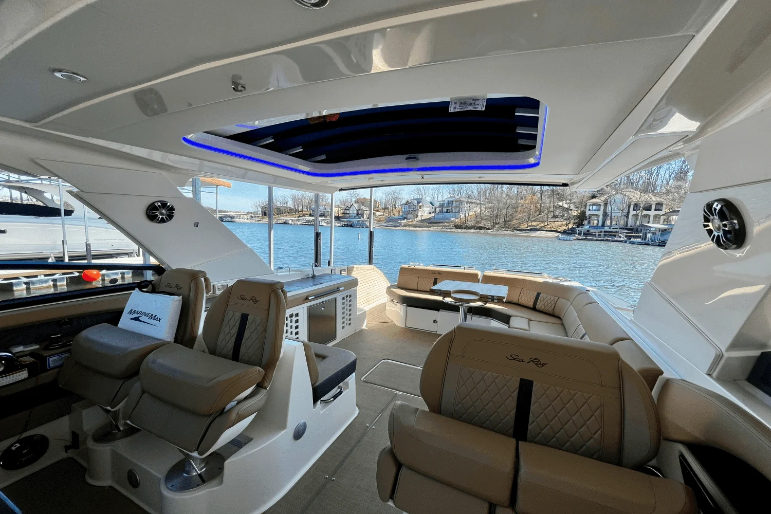 2019 Sea Ray 400 SLX Image Thumbnail #27