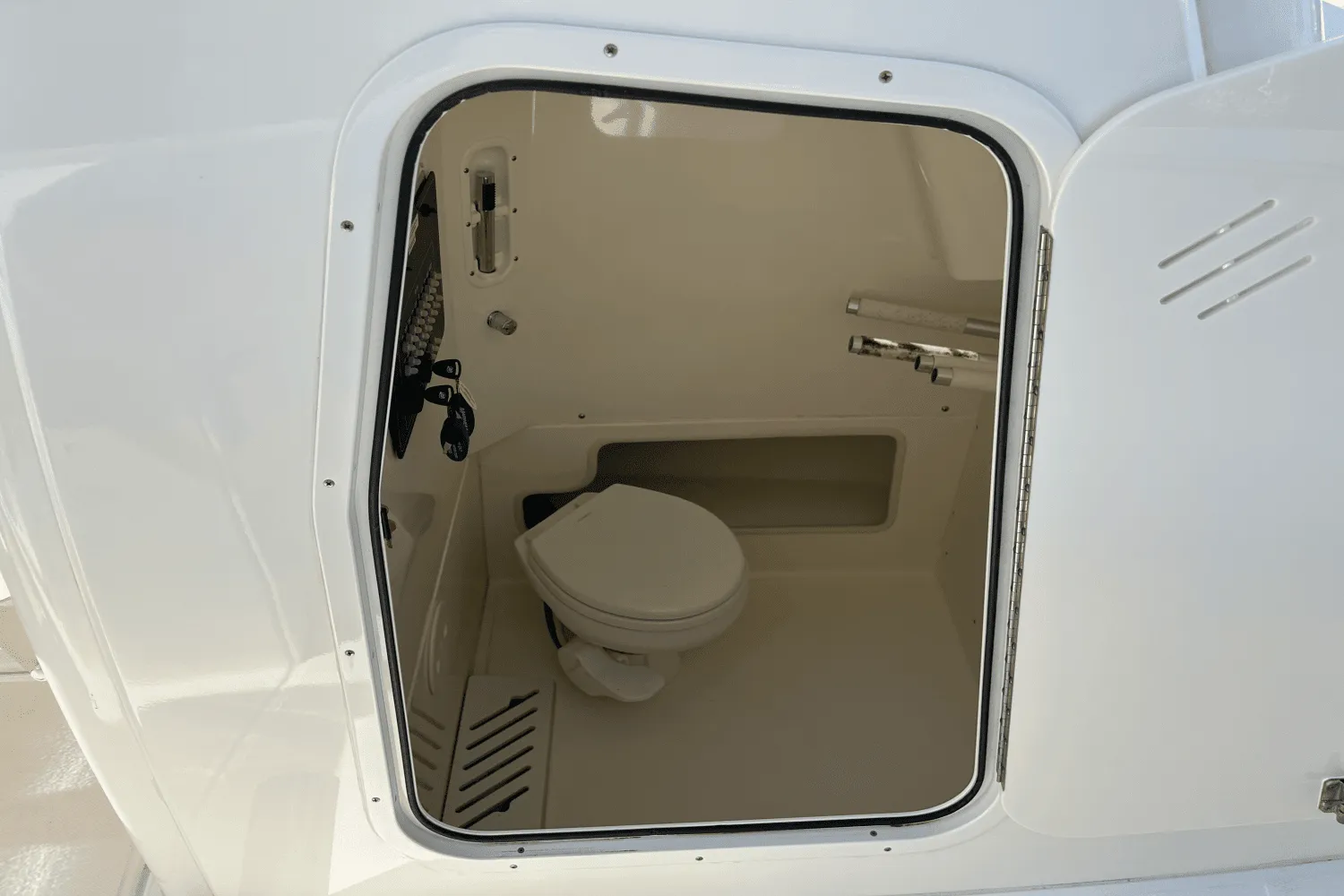 2021 Boston Whaler 280 OUTRAGE Image Thumbnail #28