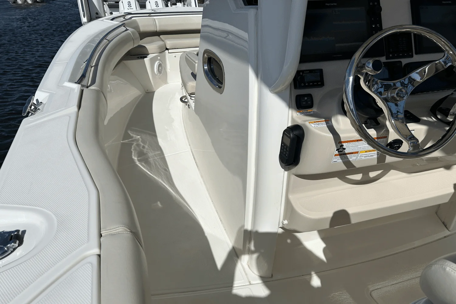 2021 Boston Whaler 280 OUTRAGE Image Thumbnail #22