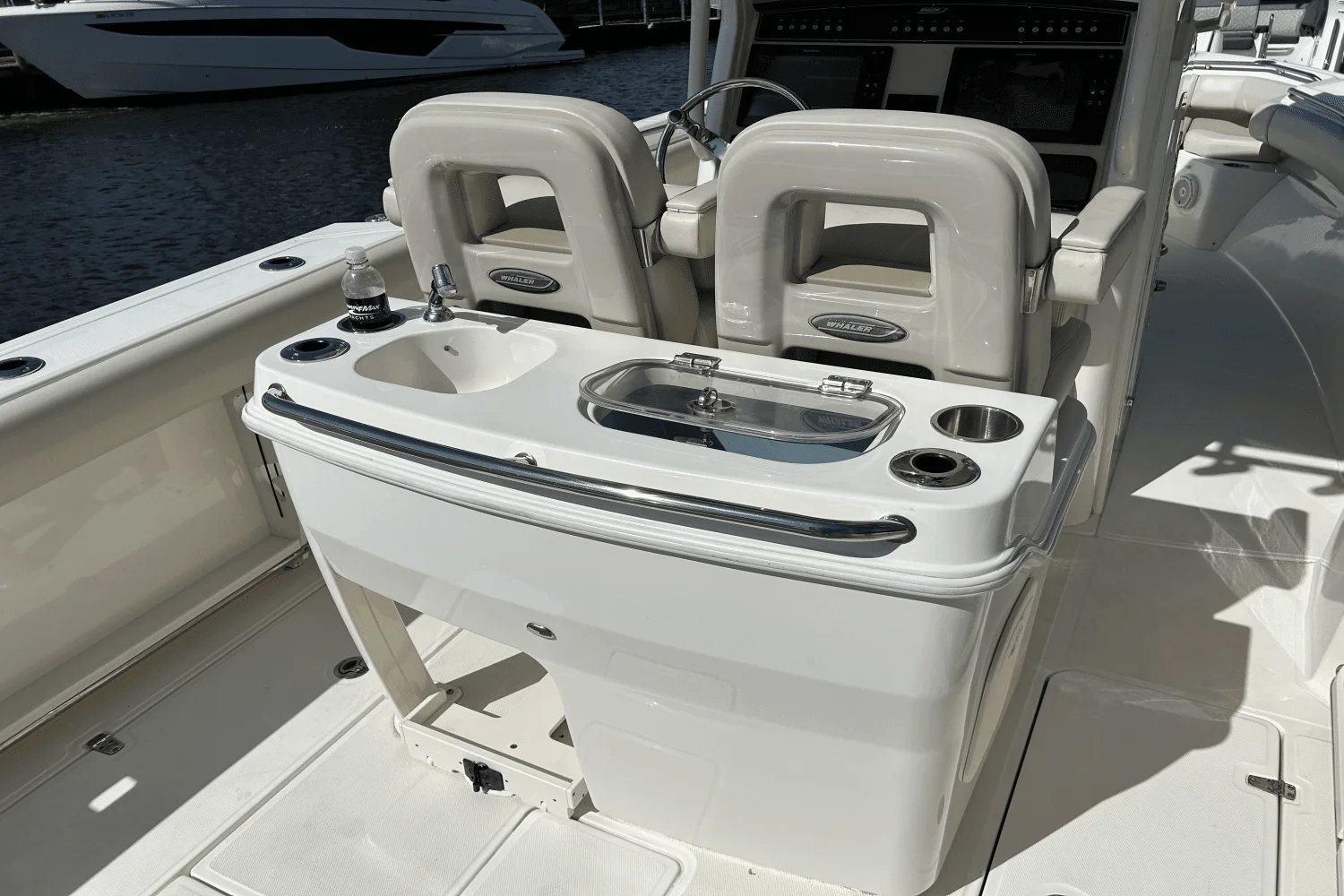 2021 Boston Whaler 280 OUTRAGE Image Thumbnail #16