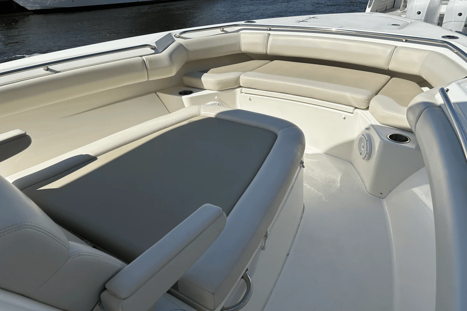 2021 Boston Whaler 280 OUTRAGE Image Thumbnail #24