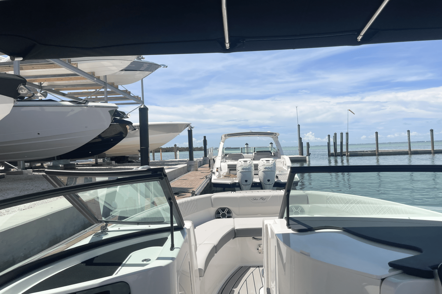 2026 Sea Ray SDX 230 Outboard Image Thumbnail #21