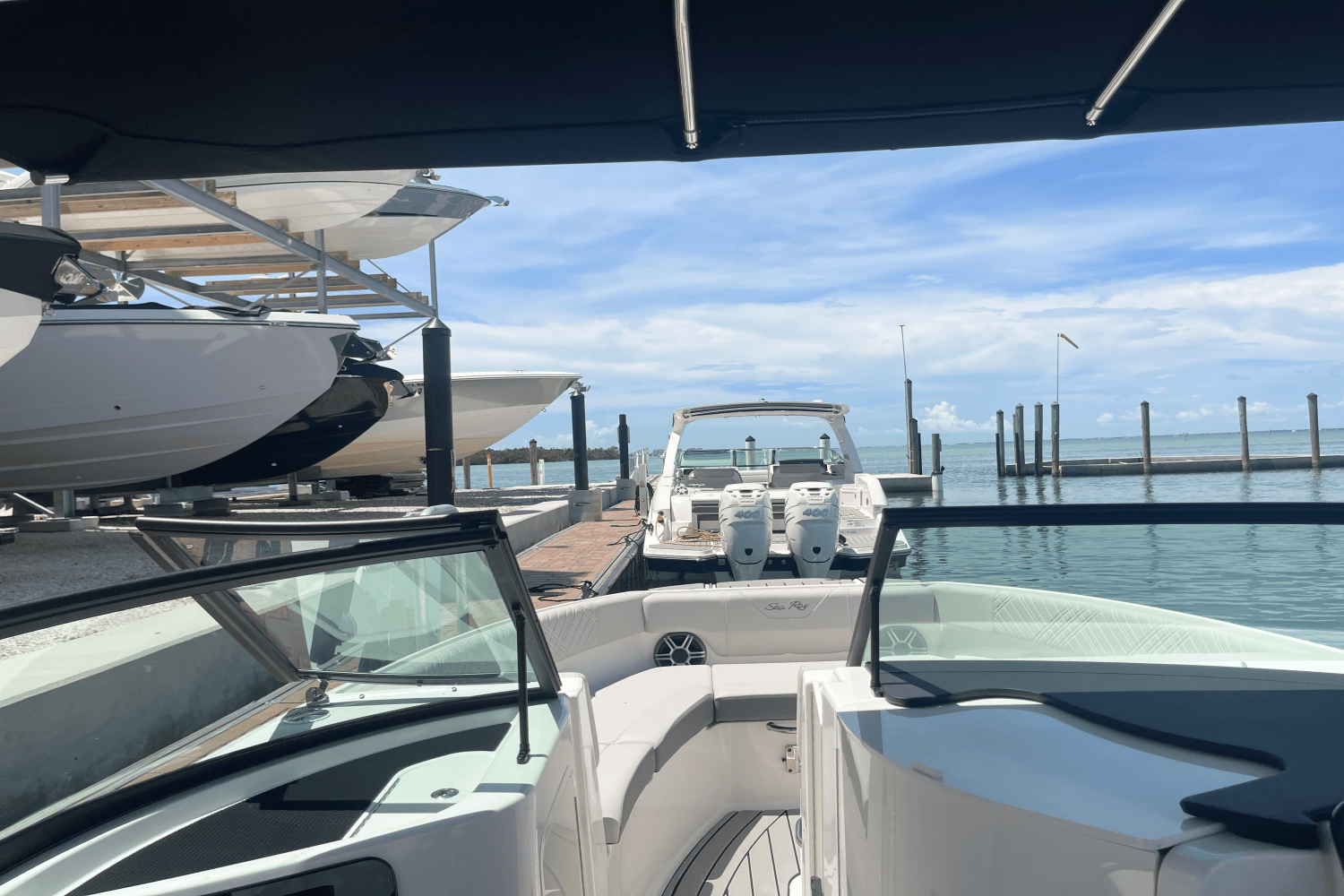 2026 Sea Ray SDX 230 Outboard Image Thumbnail #21