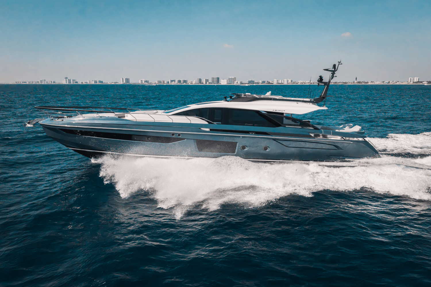 2025 Azimut S8 Image Thumbnail #3