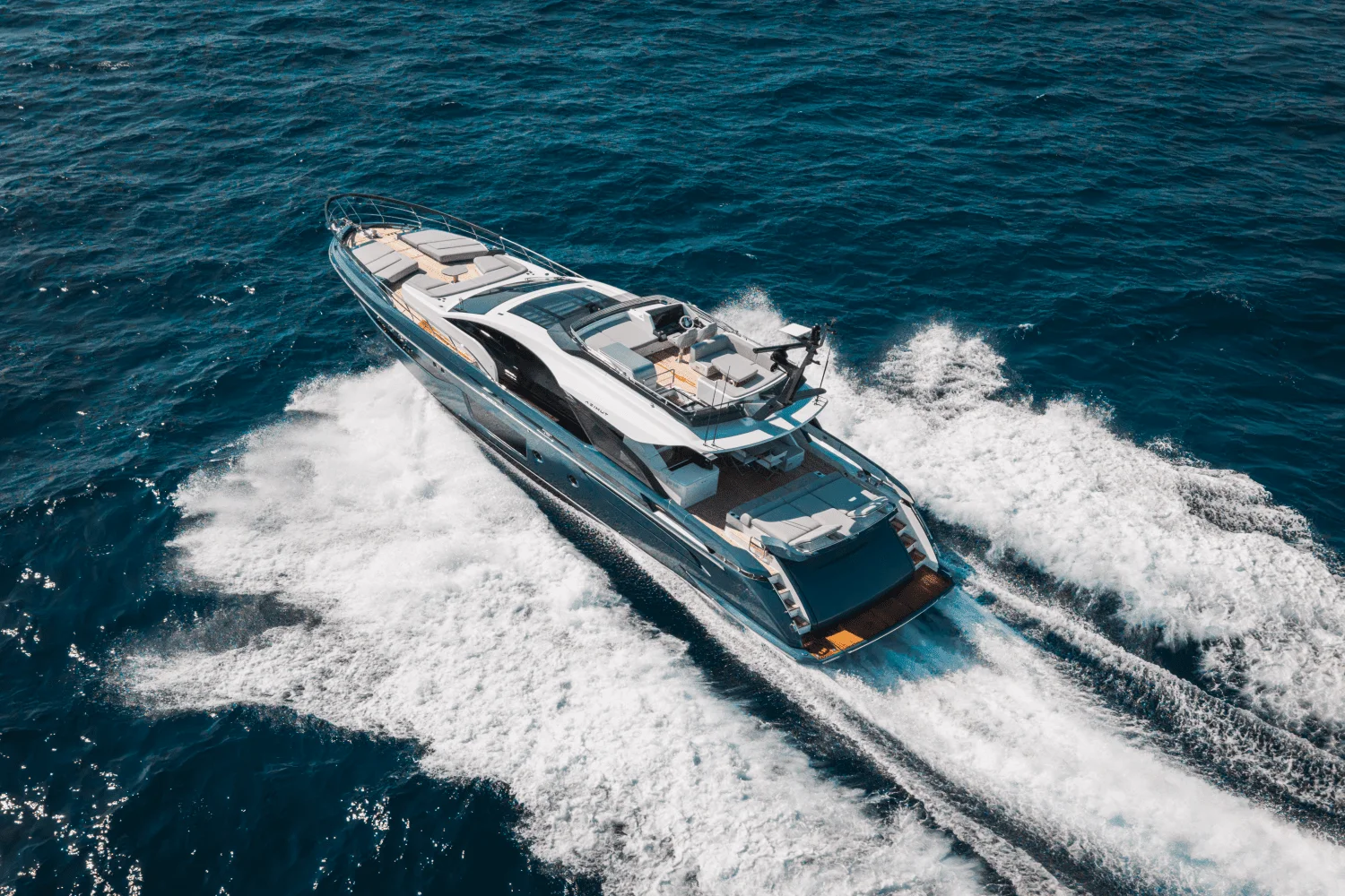 2025 Azimut S8 Image Thumbnail #4