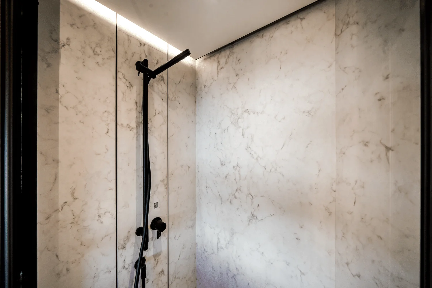 2025 Azimut S8 Image Thumbnail #60