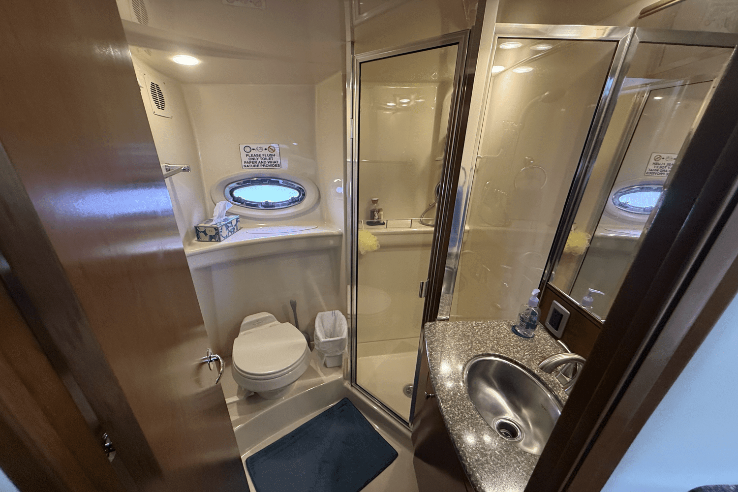 2005 Meridian 368 Image Thumbnail #40