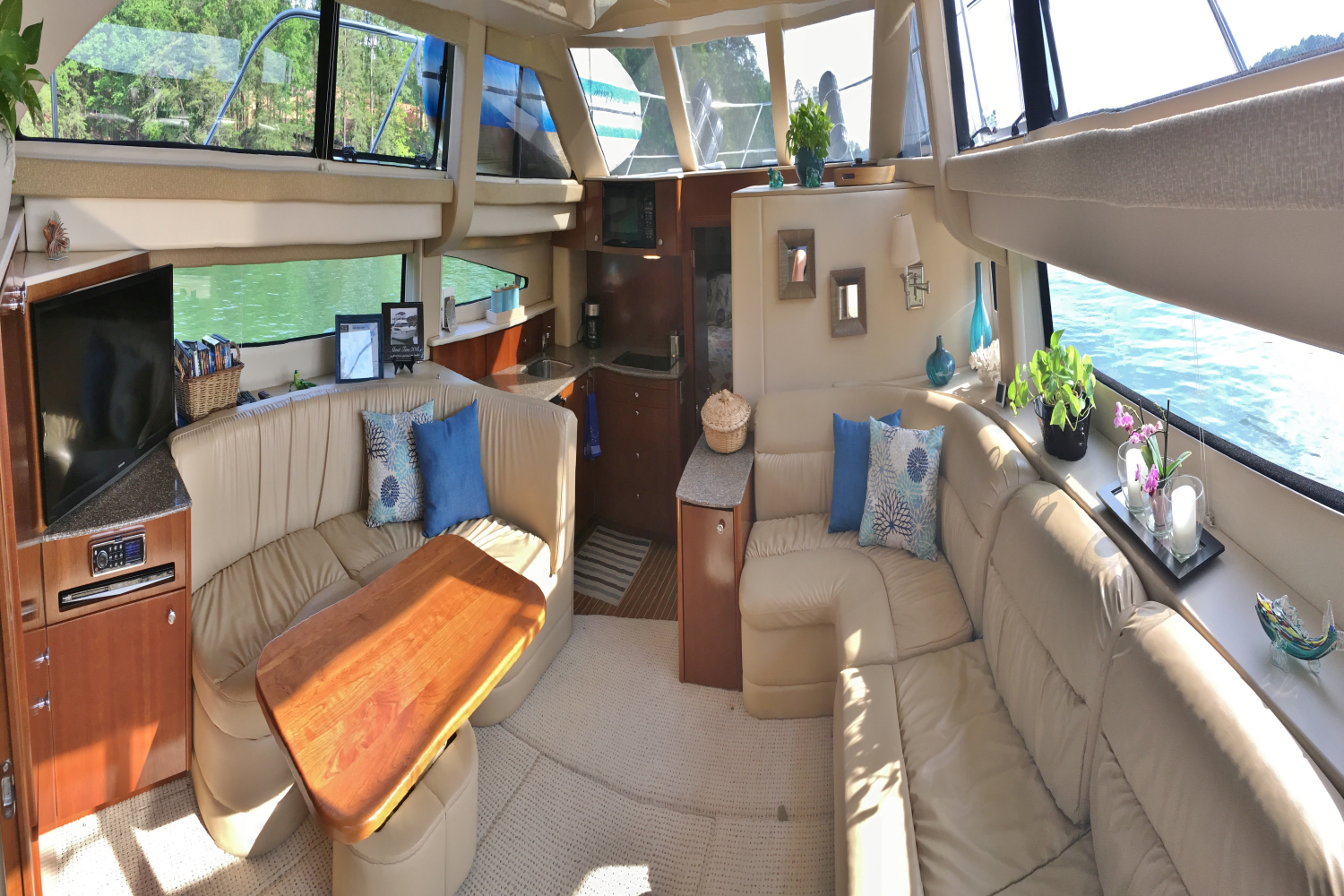 2005 Meridian 368 Image Thumbnail #47