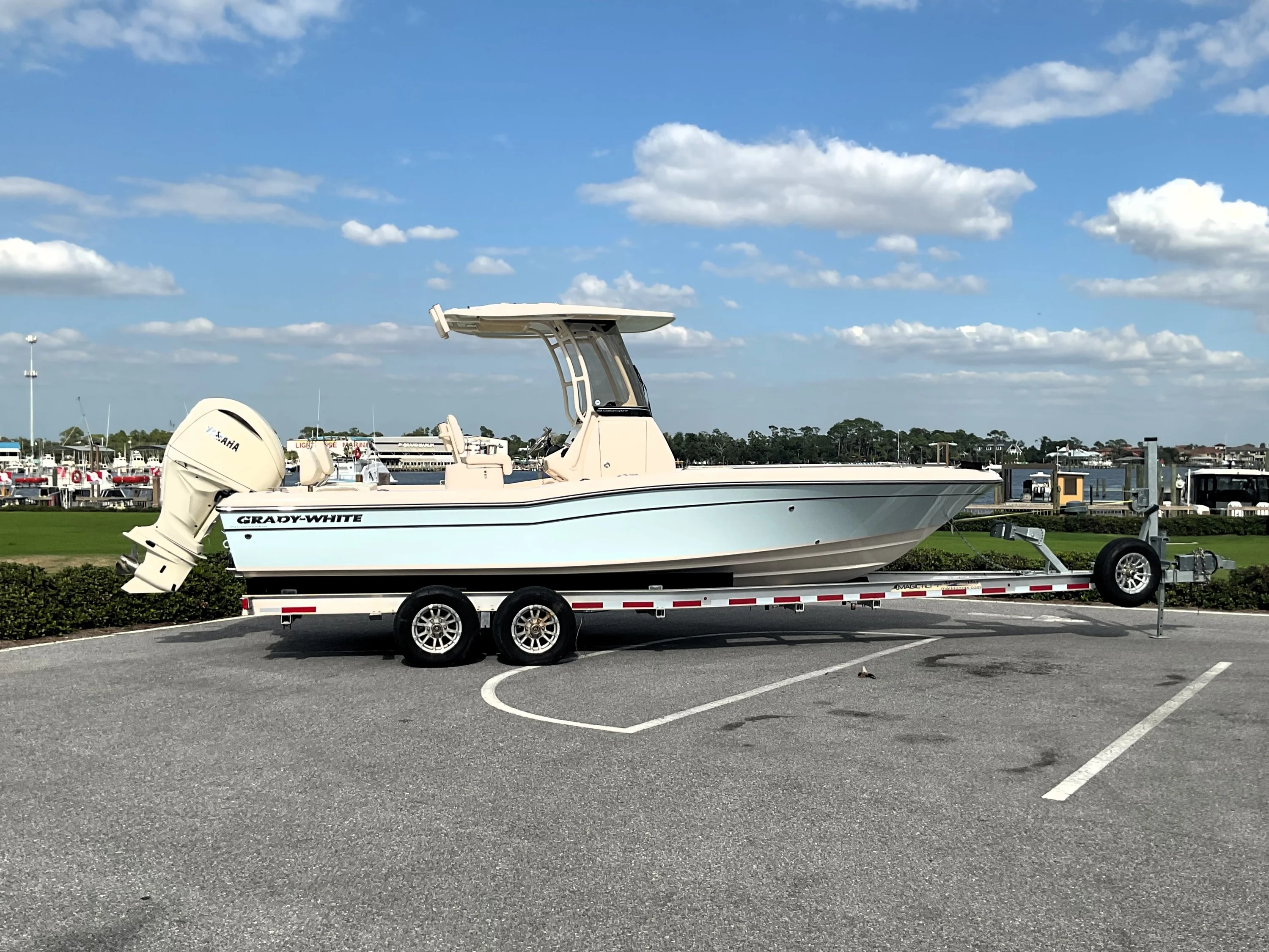 2026 Grady-White 251 CE Image Thumbnail #0