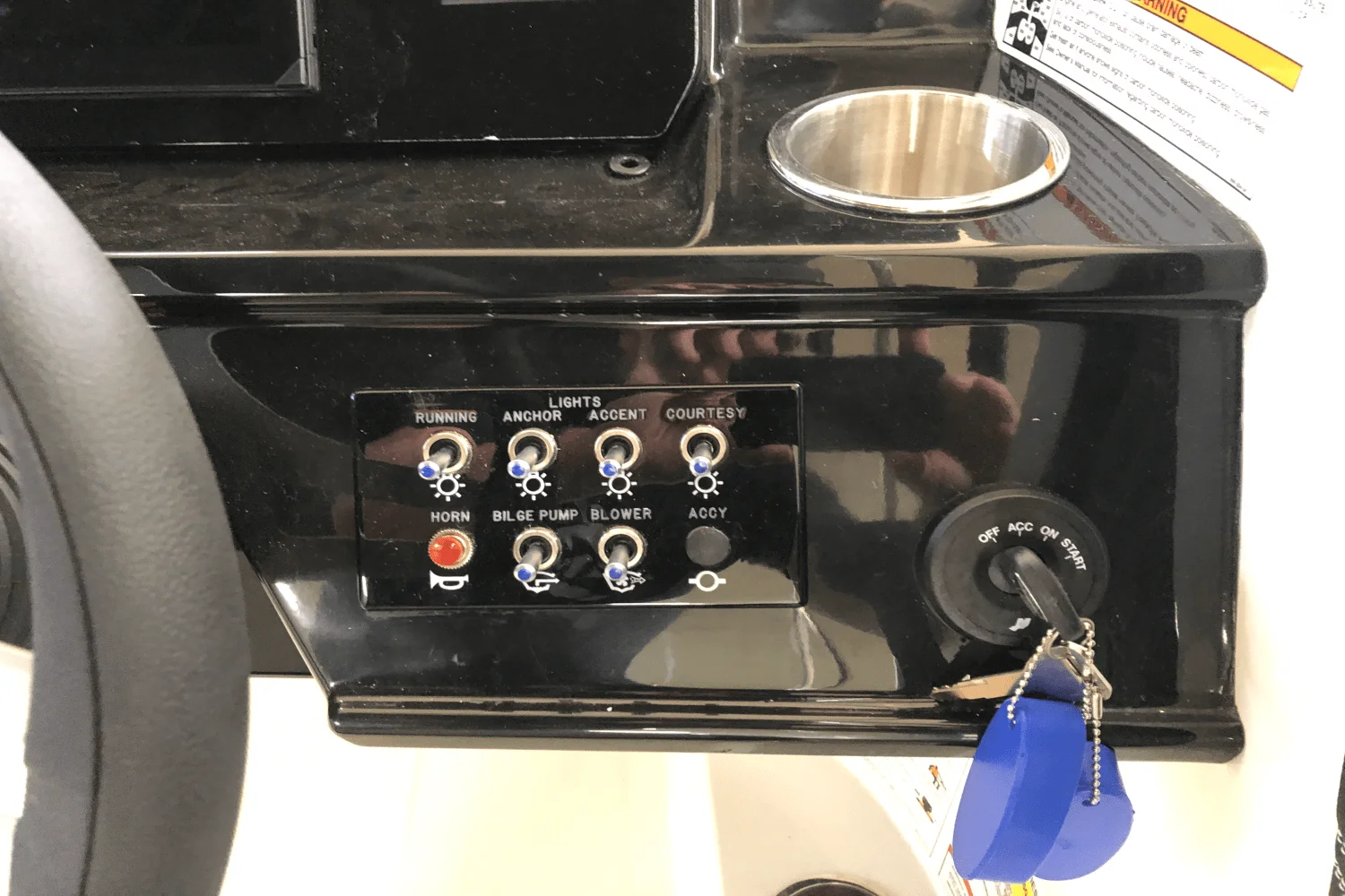 2025 Sea Ray SPX 190 Image Thumbnail #13