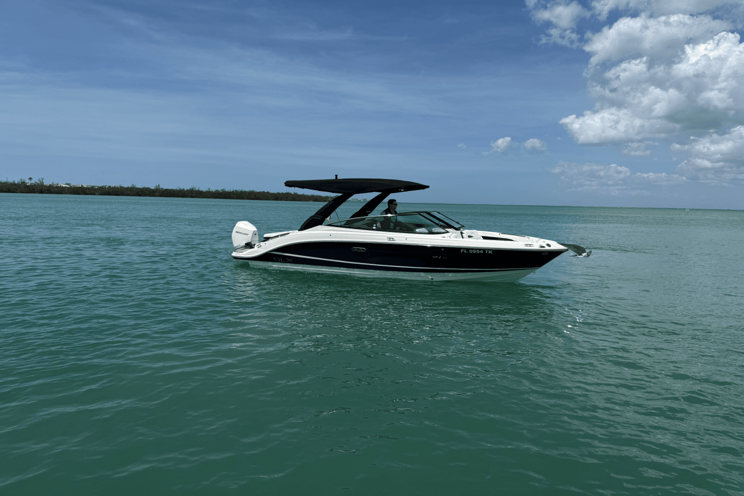 2023 Sea Ray 260 SLX OUTBOARD Image Thumbnail #2