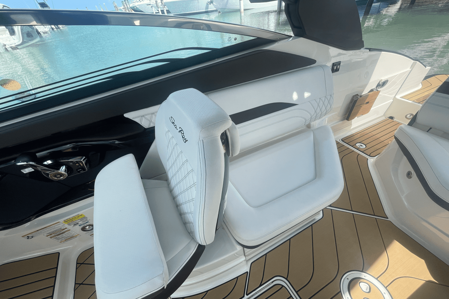 2023 Sea Ray 260 SLX OUTBOARD Image Thumbnail #20