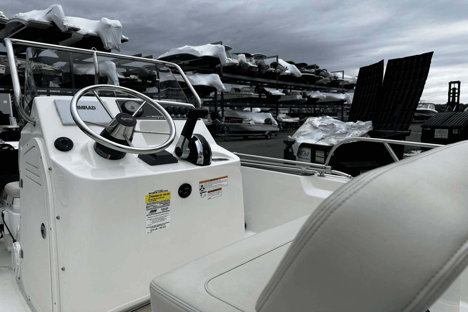 2023 Boston Whaler 170 MONTAUK Image Thumbnail #9