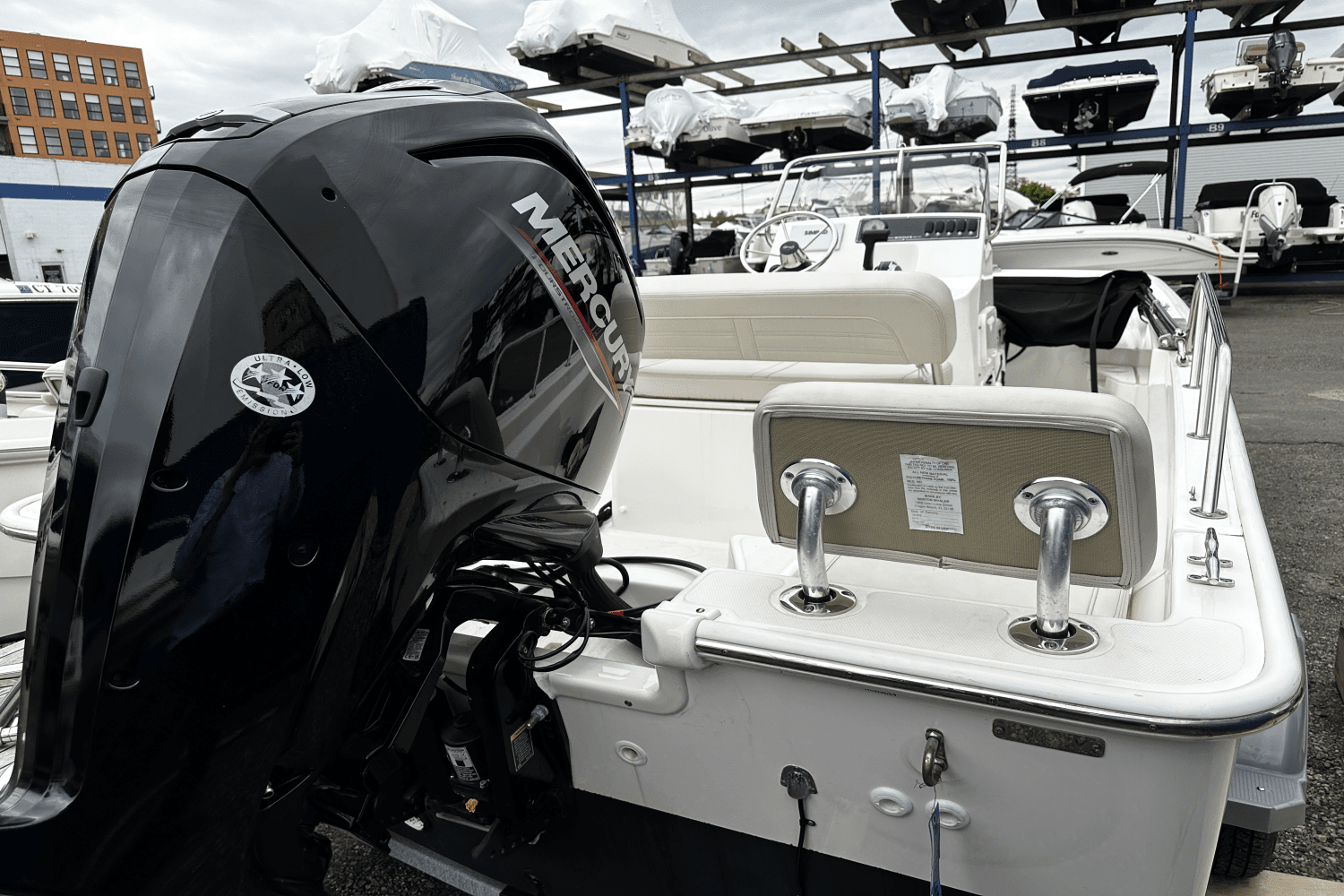 2023 Boston Whaler 170 MONTAUK Image Thumbnail #3