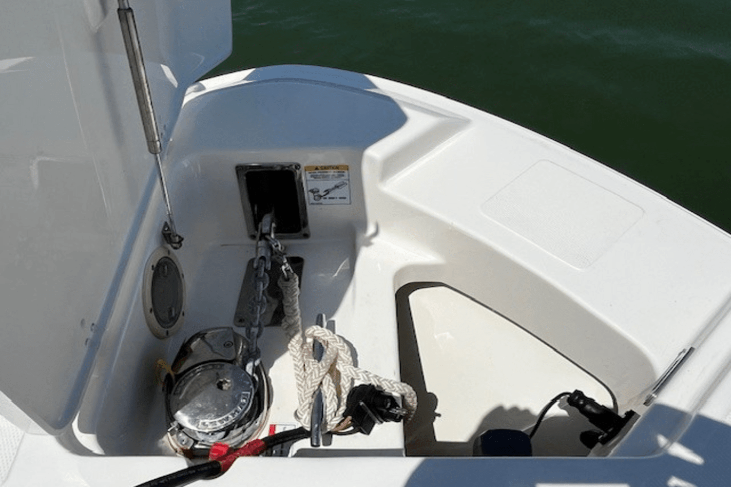 2022 Boston Whaler 240 VANTAGE Image Thumbnail #11