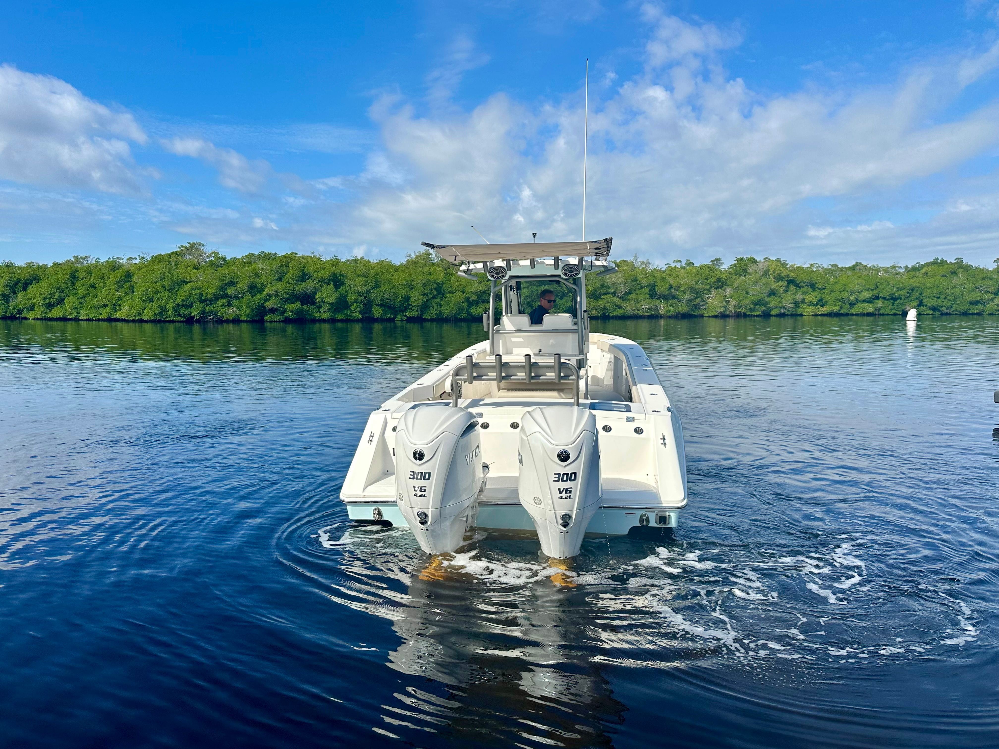 2023 Solace 32 CS Image Thumbnail #3