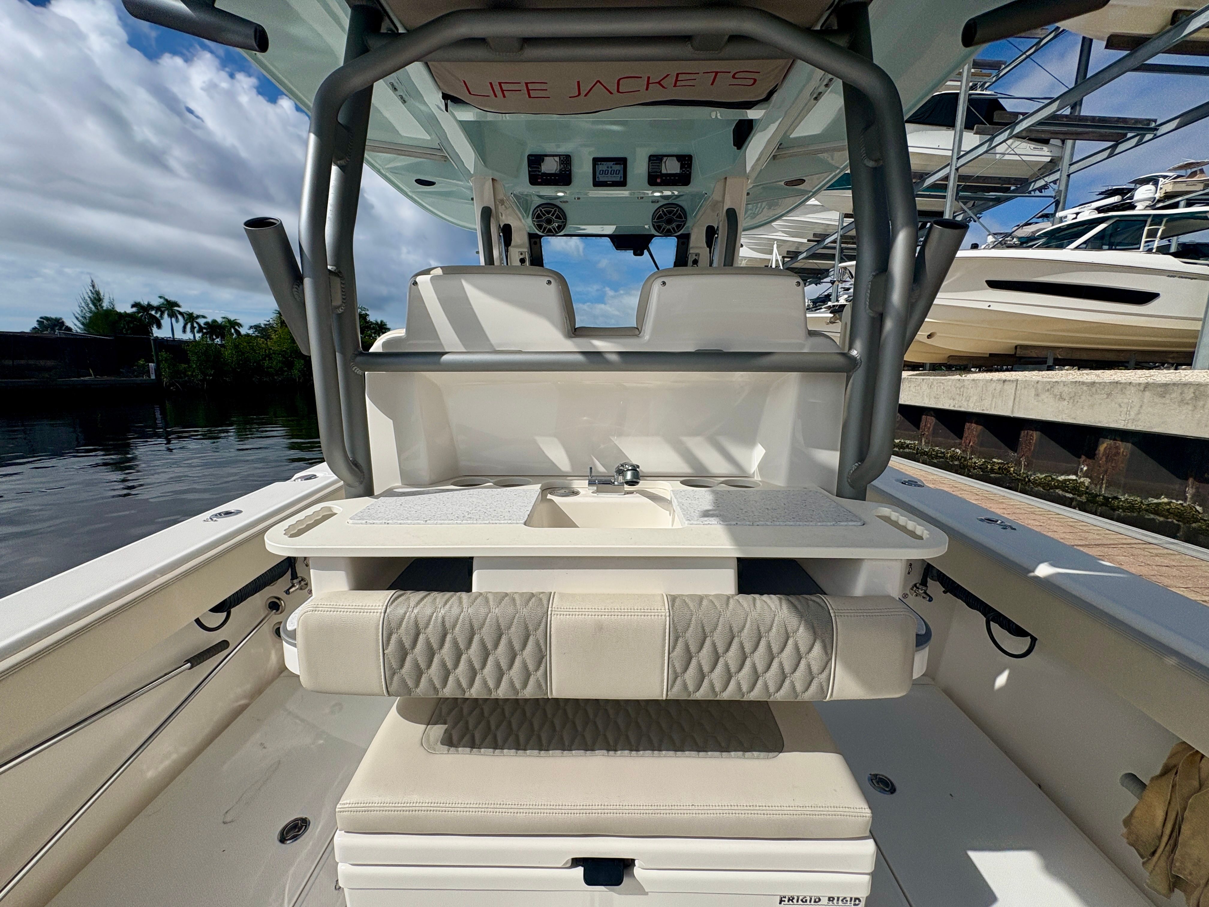 2023 Solace 32 CS Image Thumbnail #10